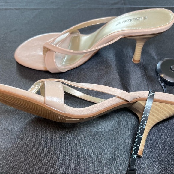 Simple Classy Neutral Fabulaire Heels - Picture 6 of 7